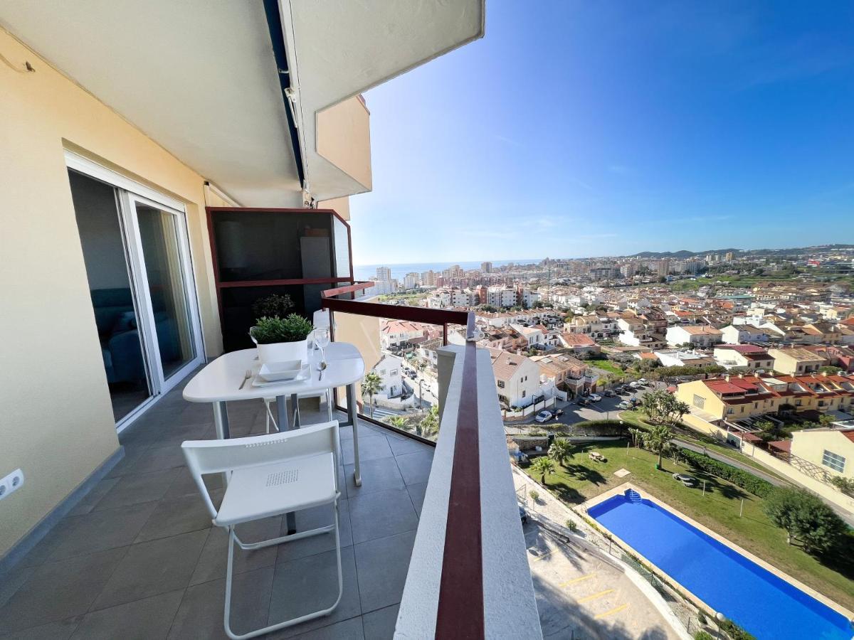Apartamento A 900 M De La Playa Y Con Vistas Al Mar En Фуэнхирола Экстерьер фото
