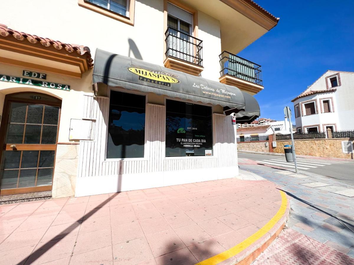 Apartamento A 900 M De La Playa Y Con Vistas Al Mar En Фуэнхирола Экстерьер фото