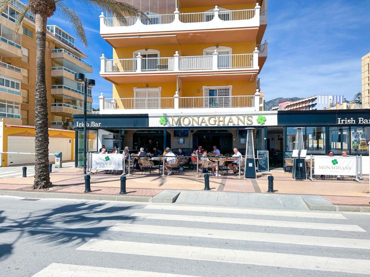 Apartamento A 900 M De La Playa Y Con Vistas Al Mar En Фуэнхирола Экстерьер фото