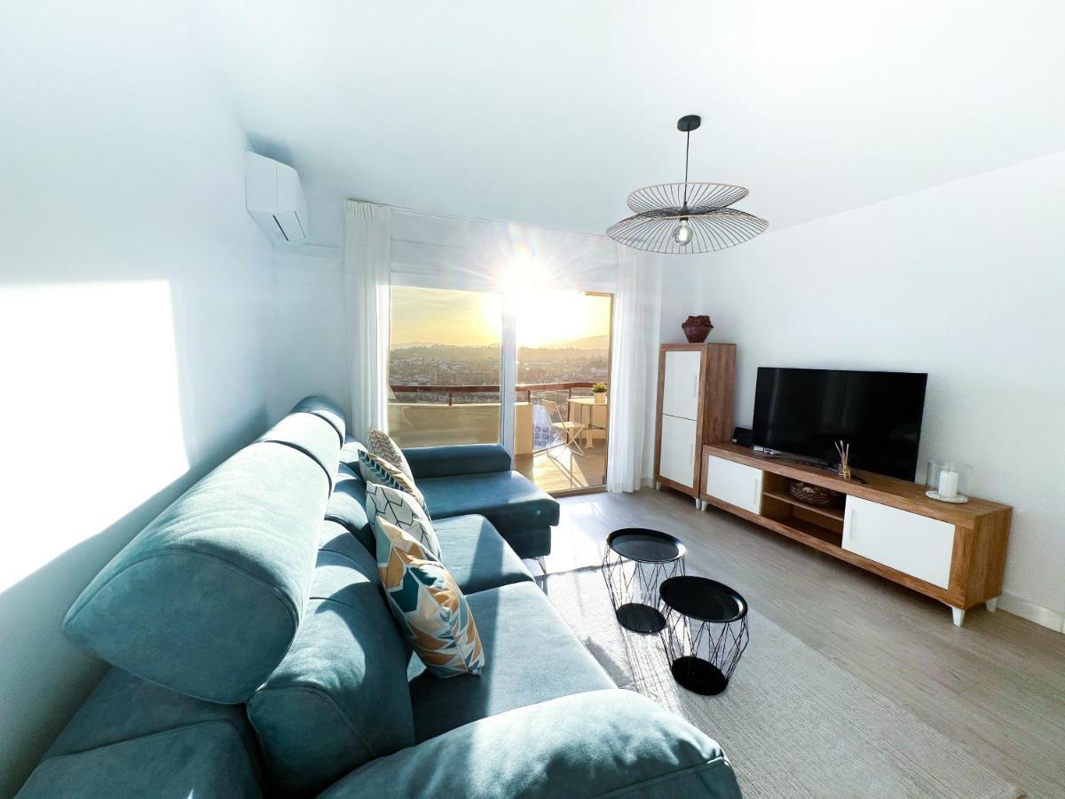 Apartamento A 900 M De La Playa Y Con Vistas Al Mar En Фуэнхирола Экстерьер фото