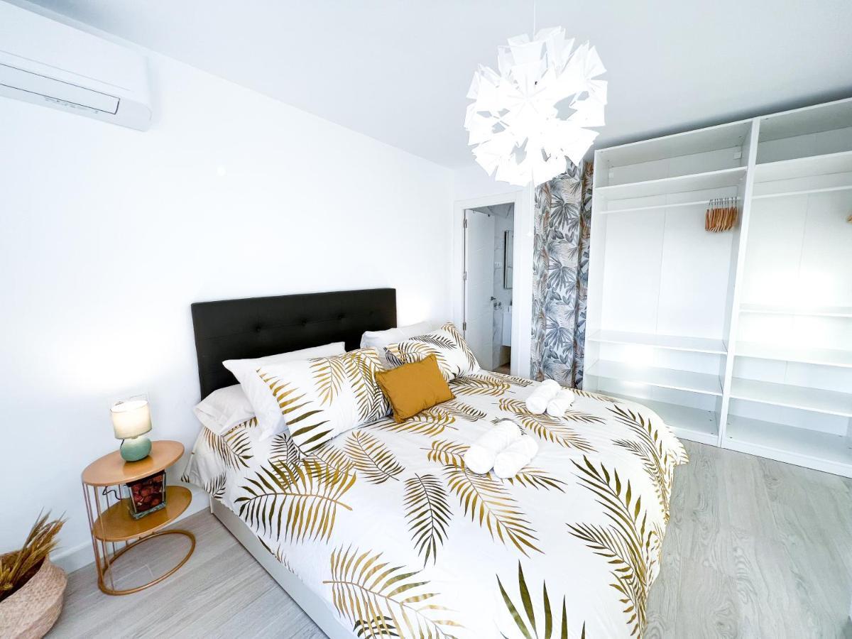 Apartamento A 900 M De La Playa Y Con Vistas Al Mar En Фуэнхирола Экстерьер фото